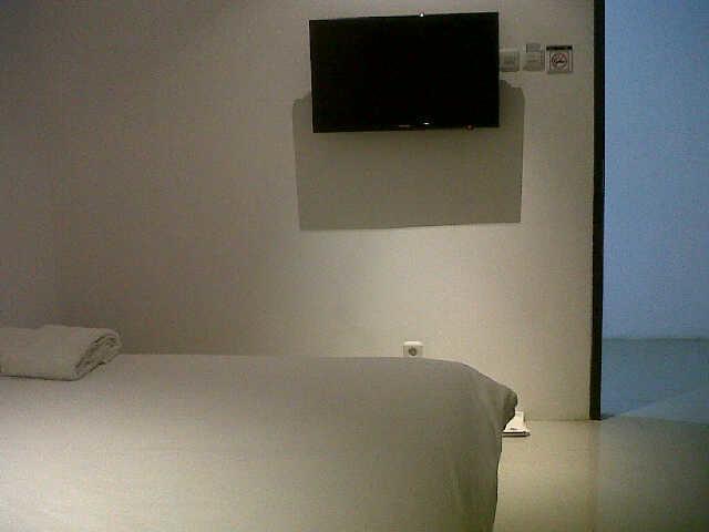 M Hotel Express Sorong Exteriör bild